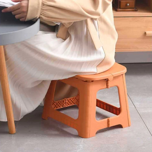 1 Piece of Foldable Chair Stool, Thickened and Portable, Lightweight Plastic Stool Suitable for Home Bathrooms and Outdoor Use